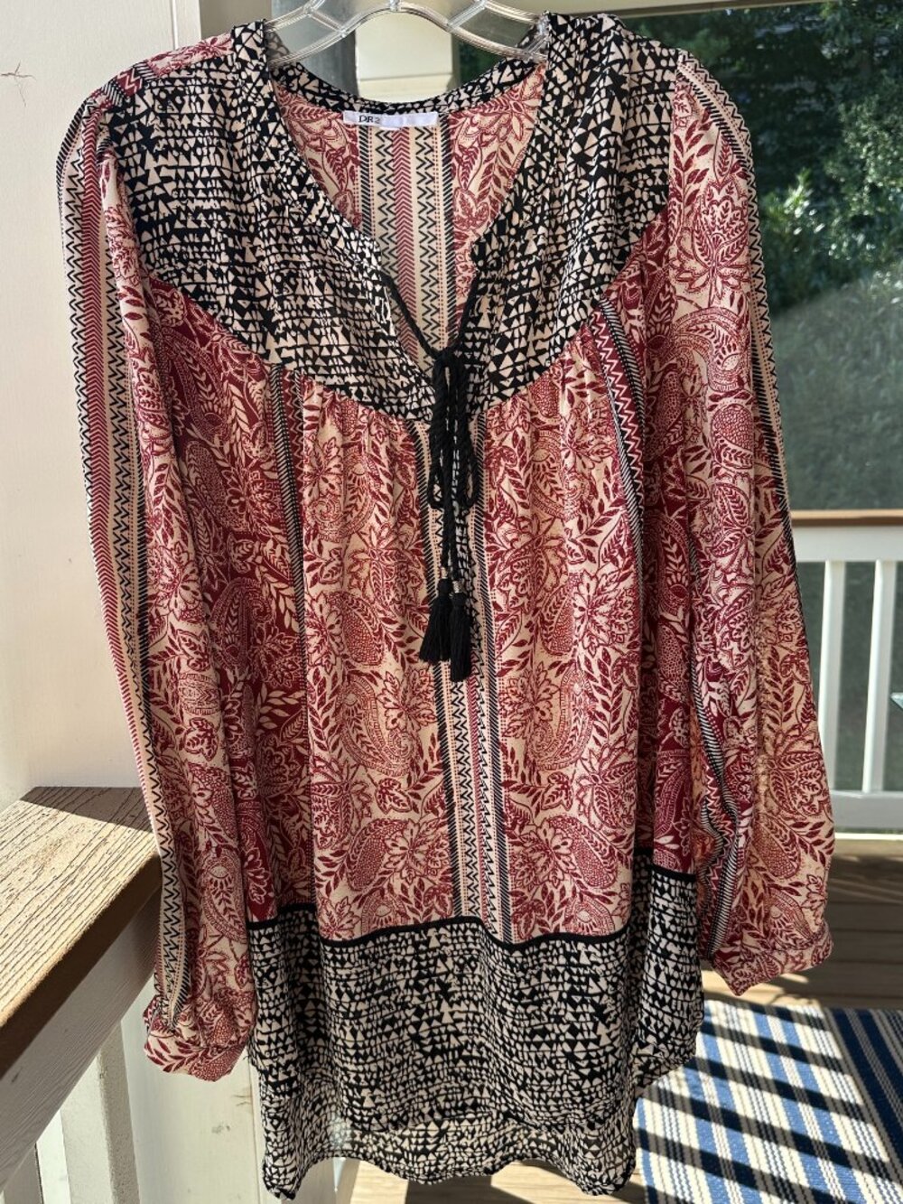 DR2 Daniel Rainn Long Boho Blouse V Neck Tie Front Paisley Burgundy Black Size L